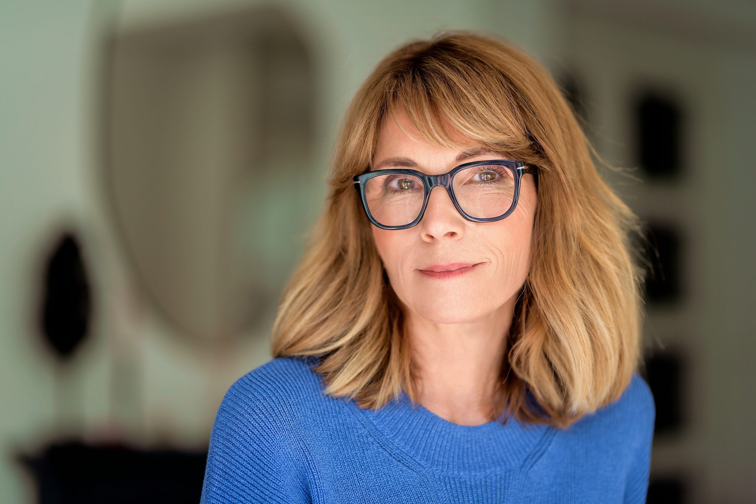 Why Choose Facelift: Benefits and Results Image